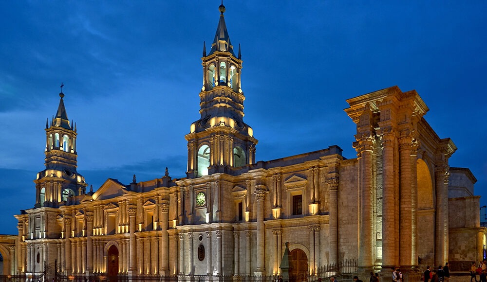 TOUR AREQUIPA, CAMPIÑA Y CAÑON DEL COLCA 4 DIAS