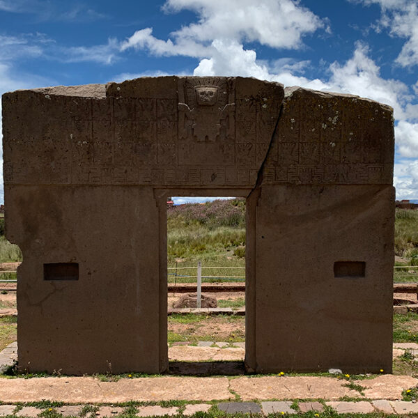 AMARU MARU Y TIAHUANACO