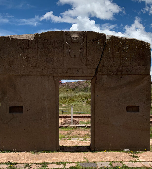 AMARU MARU Y TIAHUANACO