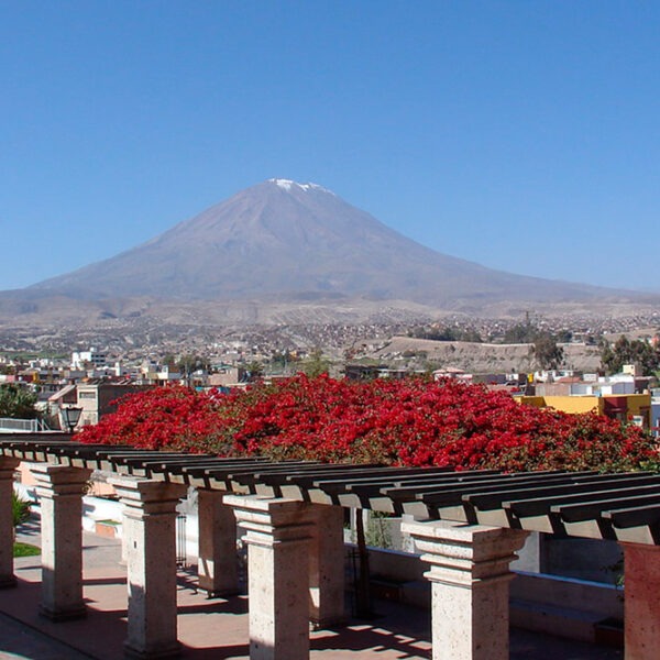 AREQUIPA, MIRADORES CARMEN ALTO Y YANAHUARA