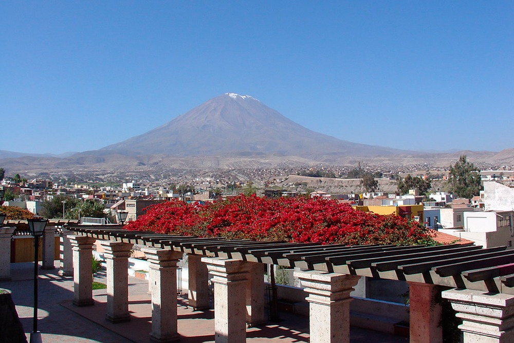 AREQUIPA, MIRADORES CARMEN ALTO Y YANAHUARA