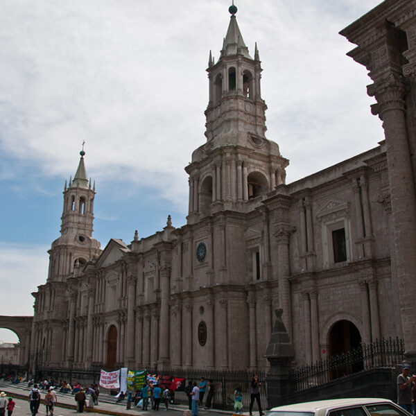 CITY TOUR AREQUIPA PEATONAL