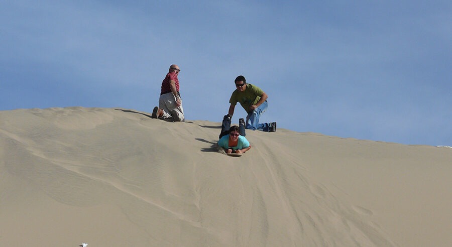 City Tour Ica y Paseo en Buggies y Sandboarding